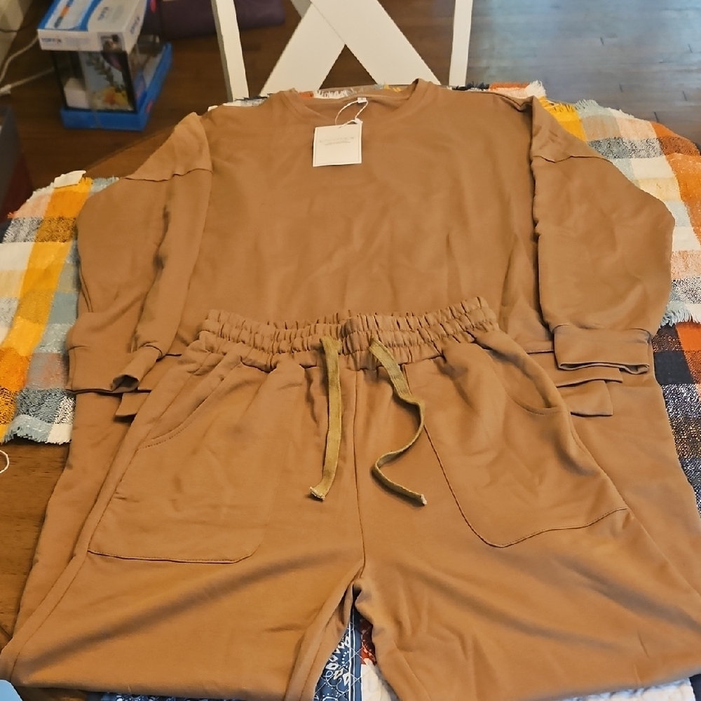 Tan Track Pants with Elastic Waist and Soft Fabric